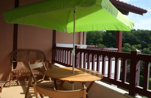 Cambo-les-Bains Apartment | Delightful T2 south terrace, res standing, swimming pool, wifi