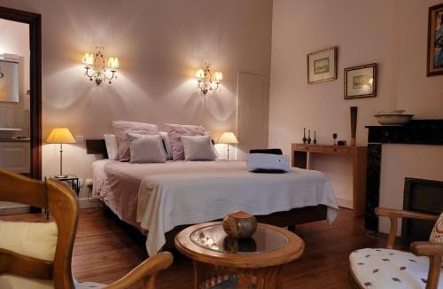 Blomac Villa | Demeure vigneronne de charme Pays CATHARE Carcassonne Jacuzzi
