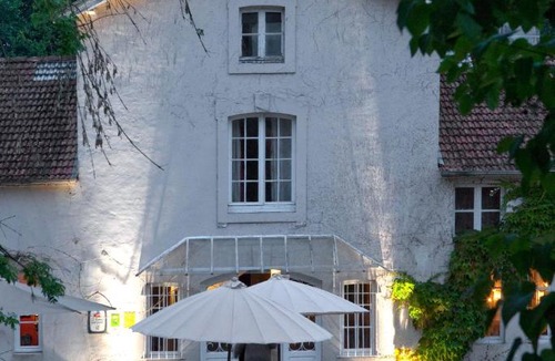 Gudmont Hotel | Demeures et Châteaux La Source Bleue