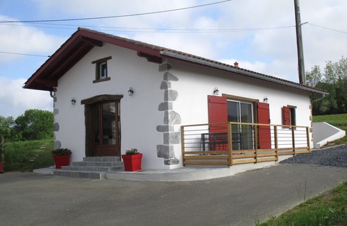 Isturits House | Detached cottage for 4 people - PMR