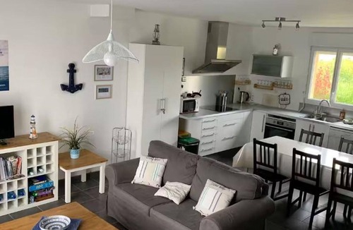 Saint-Germain-sur-Ay Cottage | Detached house in Saint-Germain-sur-Ay with private garden