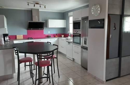 Ploeuc-l'Hermitage House | Detached house between sea and countryside