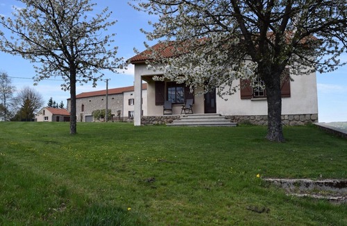 Fontanes Villa | Detached house in lozère for 2 to 8 people
