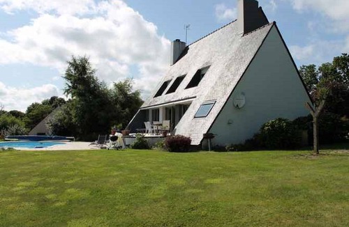 Quistinic House | Detached house with private heated pool