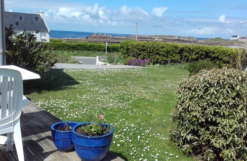 Lanildut House | Detached house with superb sea view, Near GR34 Wifi