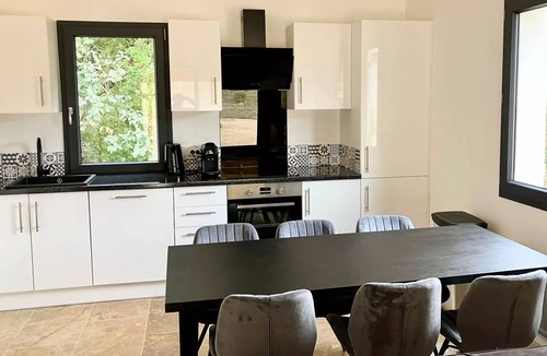 Mauroux Villa | Detached villa for 6 people, 1 bathroom, sleeps 6