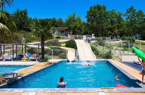 Mauroux Villa | Detached villa for 6 people, 1 bathroom, sleeps 6
