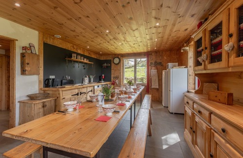 Les Estables Ski Chalet | Discover Gîte Le Pradel in Les Estables