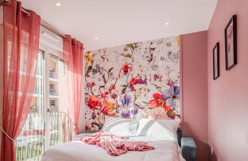 Bussy-Saint-Georges House | Disney 15min ! 2 terrasses, 2 pkg, 2 salles de bain