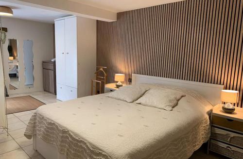 Saint-Hostien House | Domaine Au Vert Gna !