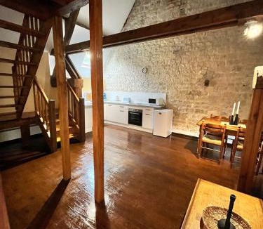 Saint-Come-du-Mont Villa | Domaine Château Bellenau