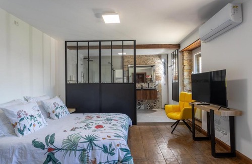 Viellesegure Bed & Breakfast | Domaine Cherps Spa - Sérénité