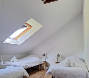 La Vraie-Croix Apartment | Domaine de Bobehec - Gîte de groupe, chambres & Salle - jusqu'à 30 couchages - Morbihan proche Vannes et plages