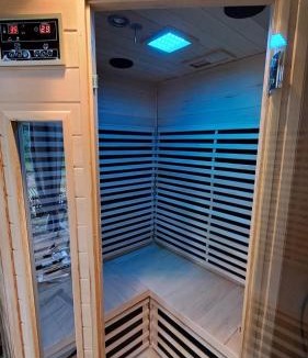 Salles Villa | Domaine de Cachaou Logis du Pujeau sauna & spa piscine chauffée