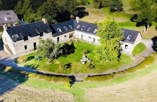 Ploerdut House | Domaine de Coat Cren : 18th-century manor house, charming cottages, guest rooms.