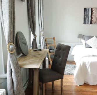 Boissy-Sous-Saint-Yon House | Domaine de l'Ardoise