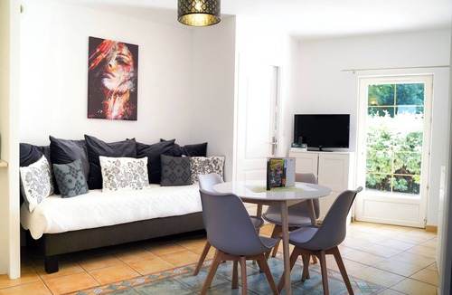 Largentiere Hotel | Domaine de l'Eau Vive