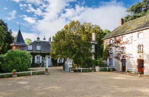 Berry-Bouy Bed & Breakfast | Domaine de l'Ermitage
