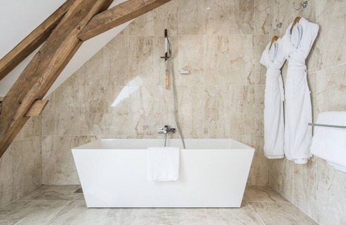 Trange Hotel | Domaine de La Groirie - Le Mans Ouest