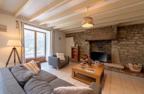 La Vraie-Croix House | Domaine de Lestroué- Île aux Moines