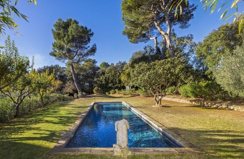 Cavanac Villa | Domaine Des Arbres - Eight Bedroom Villa, Sleeps 16