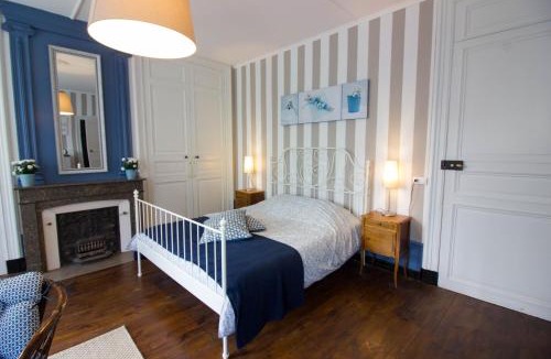Saint-Germain-Lembron Bed & Breakfast | Domaine des Lilas