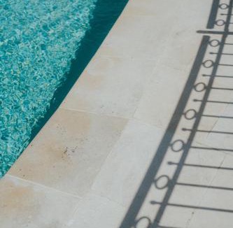 Chassy Hotel | Domaine Du Roncemay - Hôtel, Restaurants, Spa & Golf