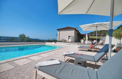 Montcuq Bed & Breakfast | Domaine Lapèze