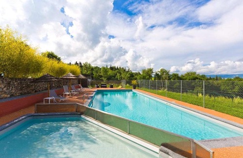 Chaumont-le-Bourg Hotel | Domaine Le Prieuré