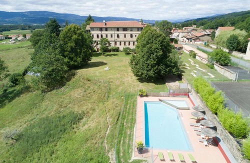 Chaumont-le-Bourg Hotel | Domaine Le Prieuré