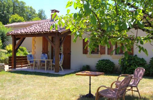 Nanthiat House | Domaine les Pins