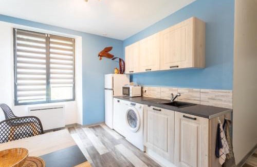 Monein House | Donoma