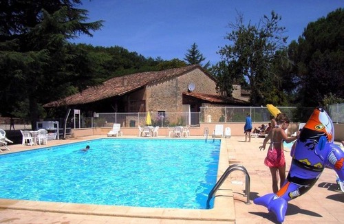 Gavaudun Villa | Dordogne Escape w/Shared Pools