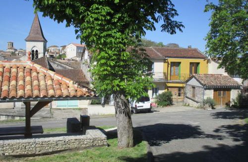 Montcuq House | Douceur des bois du Quercy