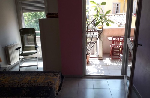 La Real Apartment | Downtown Perpignan, 20 minutes from the sea, mountains and Spain