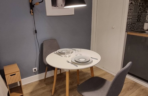 Prince–Marmottan Apartment | Downtown studio, near metro and Paris