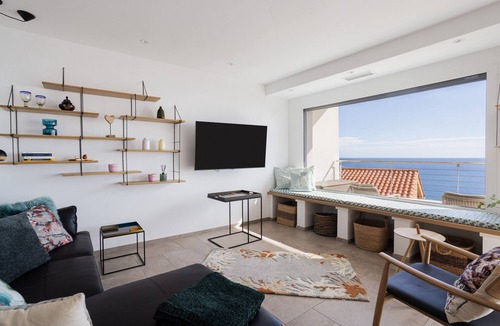 Cerbere Villa | Dream Vacation in a Beautiful Villa with Exceptional Sea View