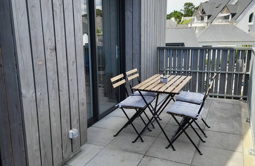Saint-Pierre-Quiberon Apartment | Duplex apartment 110 m², central, 100 m from the beach