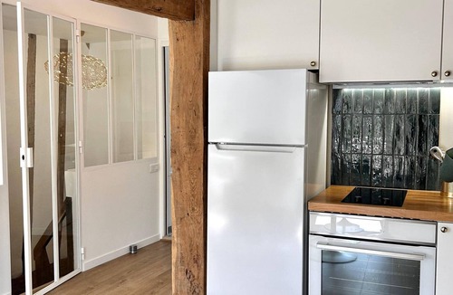 Senlis Apartment | Duplex Downtown Abbaye