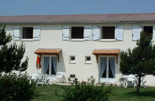 Port-des-Barques Apartment | Duplex No. 1 – 70m² – Seaside Residence