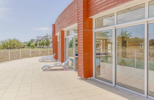 Sables-d'Or-les-Pins Apartment | Eagle - Duplex proche plage et golf - piscine et sauna
