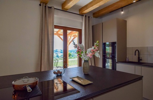 Saint-Medard-d'Excideuil House | Elegant 10-Guest Villa with Pool & Castle Views