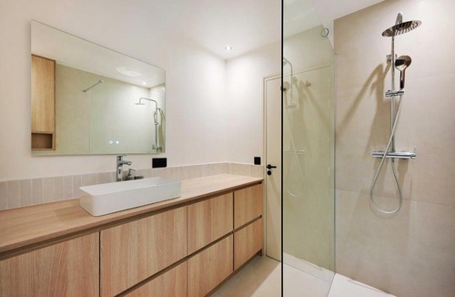 Neuilly-sur-Seine Apartment | Elegant apartment - AC- 1BR- Neuilly-sur-Seine
