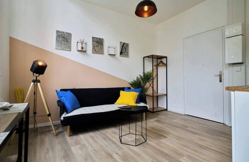 Tourcoing Apartment | En déplacement 8, Wifi gratuit