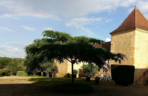 Saint-Crepin-et-Carlucet Apartment | Enchanting place, quiet apartment in stone house, lots of charm!