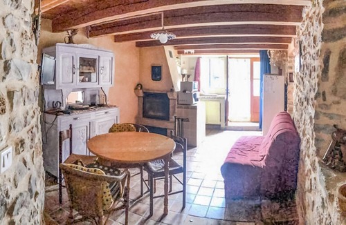 Quezac House | Enjoy your holiday in a cosy holiday home in an attractive location.
