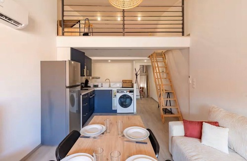 Carcassonne Apartment | Entre Cité & Bastide - 2 to 6 people - Air conditioning - Terrace-