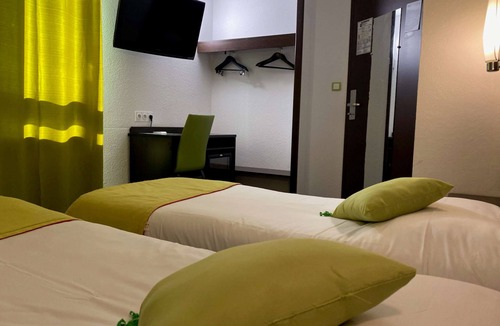 Vierzon Hotel | Enzo Hotels Vierzon By Kyriad Direct