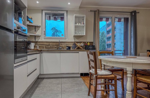 Quartier Capuche-Allies Apartment | #ER | Les Alliés | The Bright and cosy T4 with view 🏔