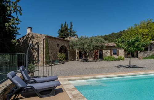 Vaison-la-Romaine Apartment | Ermitage Saint Quinis - Le Levant, lodge eco ondes en pierre